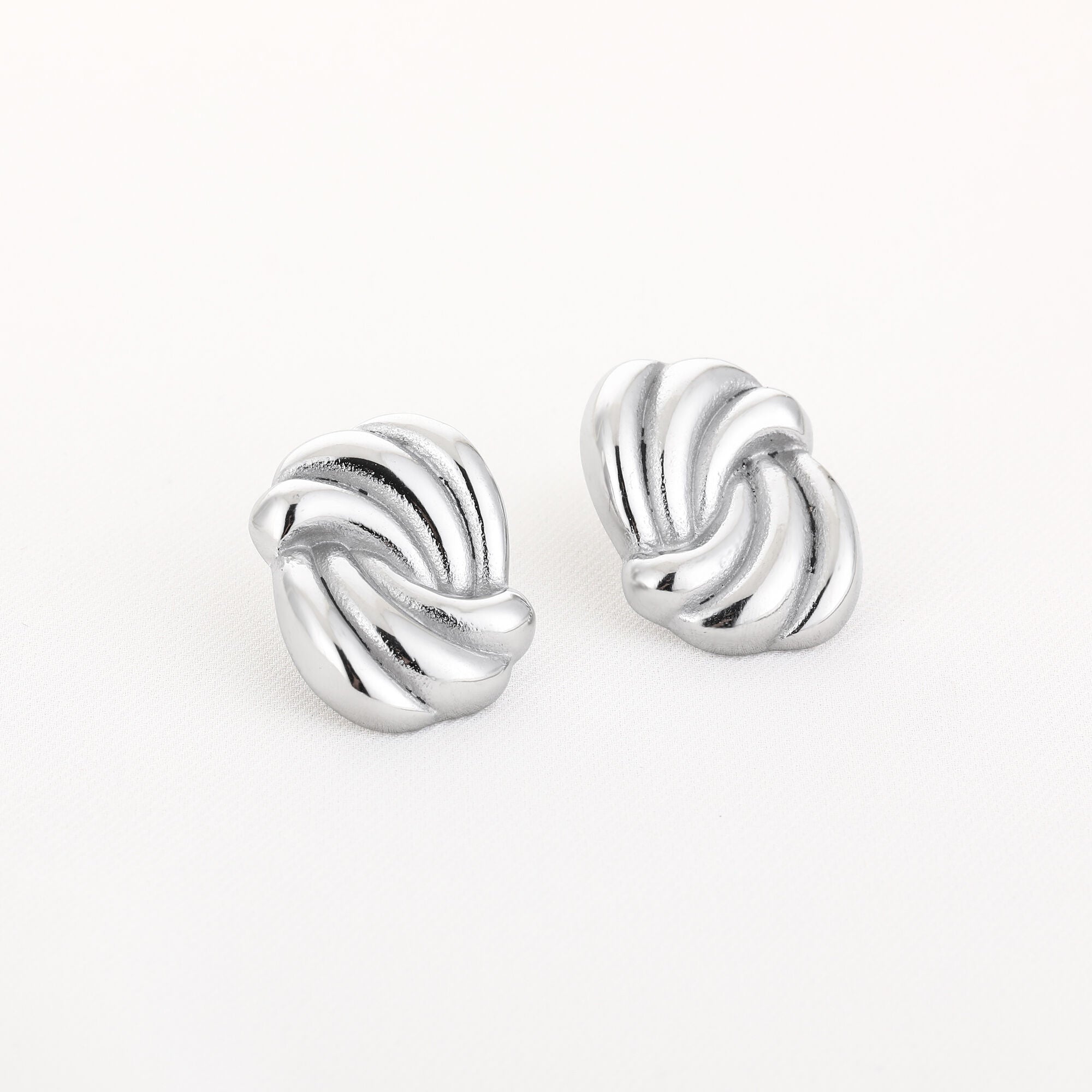 Mochima Waves Earrings
